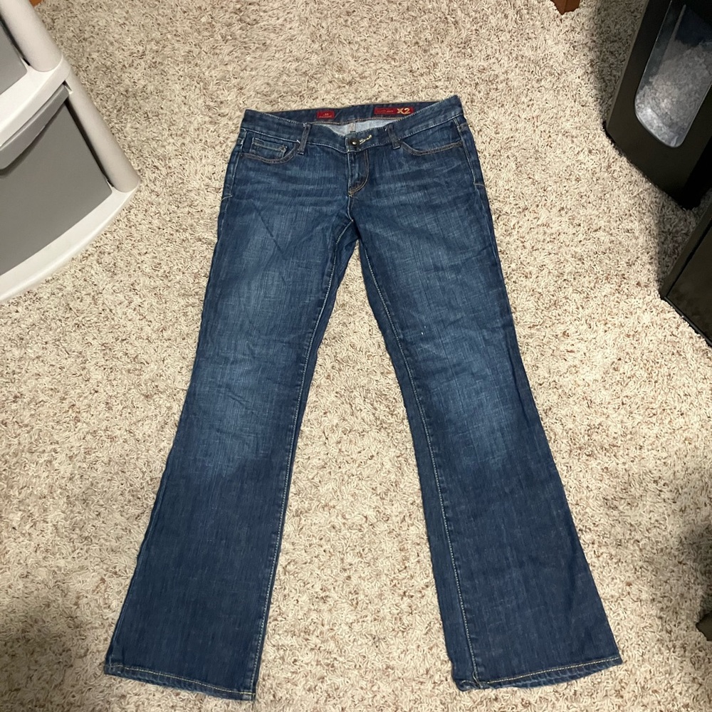 Express w10 boot cut jeans . Size 6 regular